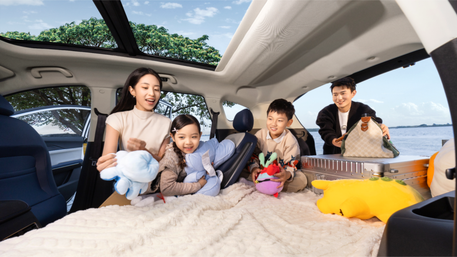 9.98-14.98万元  大七座电混SUV  星欧注册X8 E家正式上市1233.png